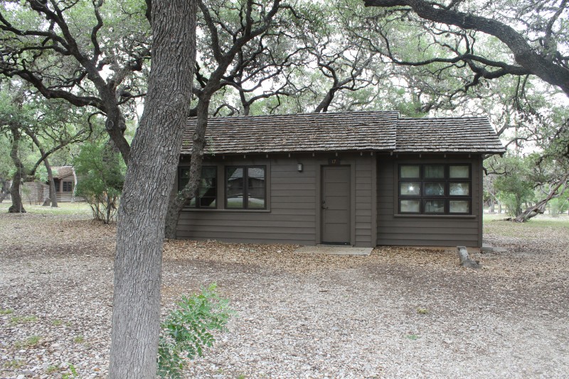 cabin at garner state park